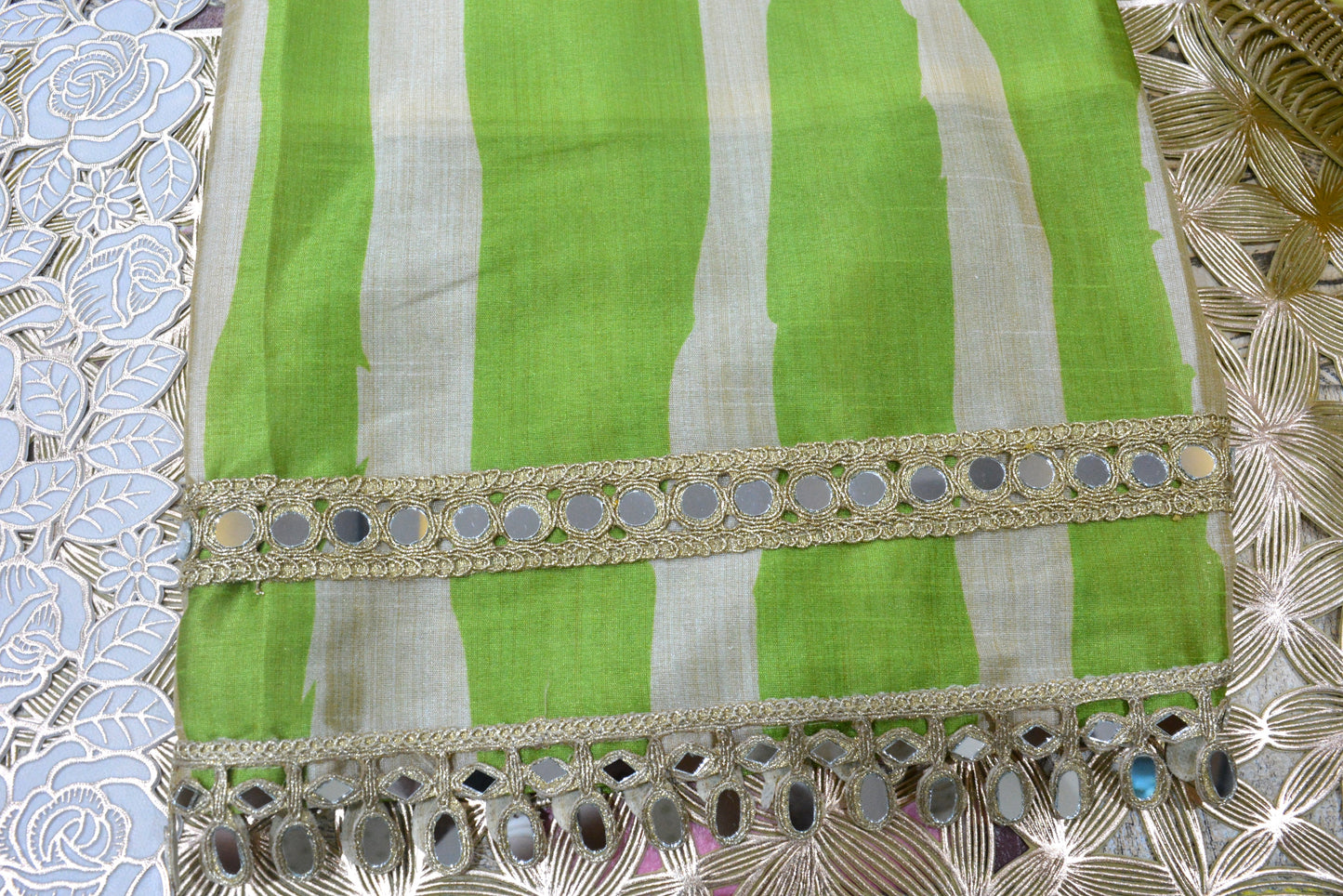 Parrot Green Silk Cord Set
