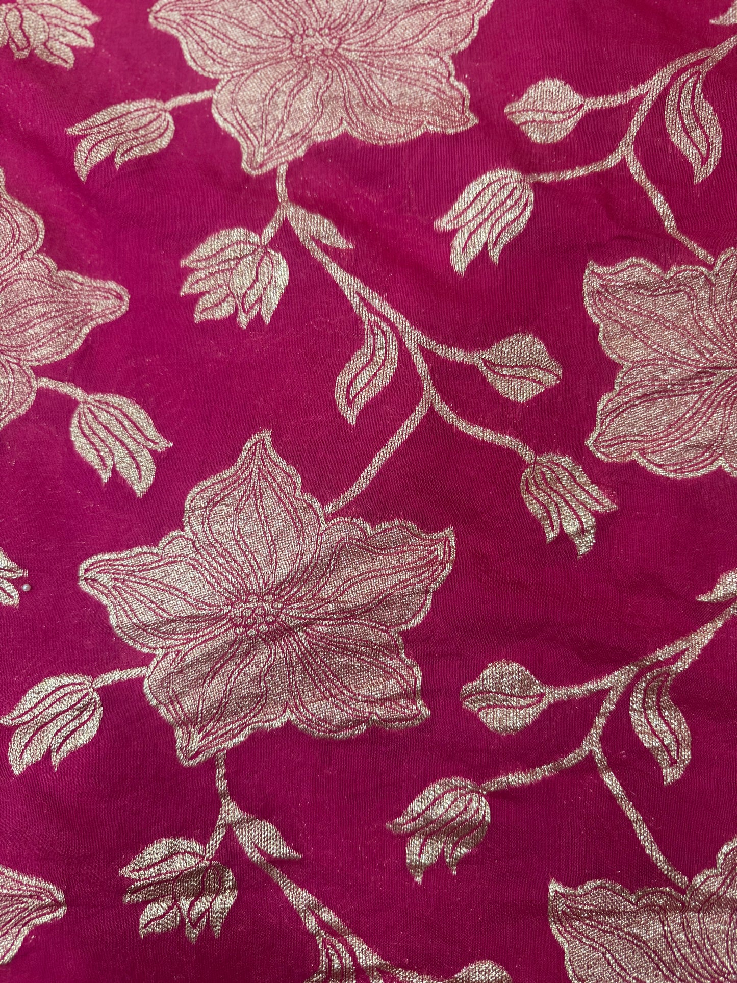 Roman Silk Magenta Stitched Suit